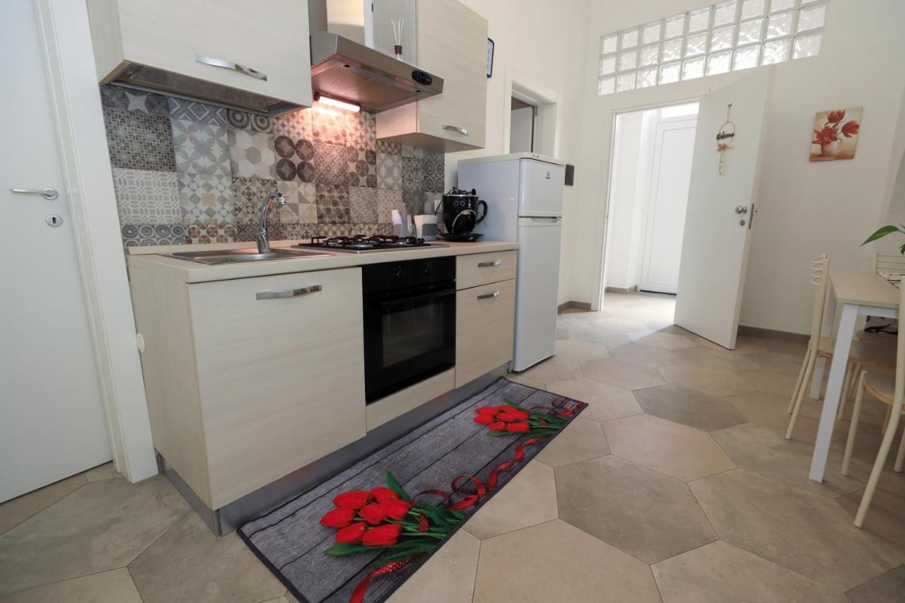 アヴォラCasa Caruso Corso Garibaldiアパートメント エクステリア 写真